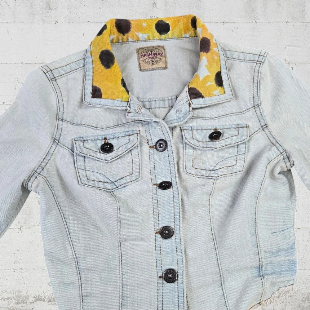 Y2K Light Acid Wash Hand Painted Sunflower Highway Jeans Denim Jacket Size Small
